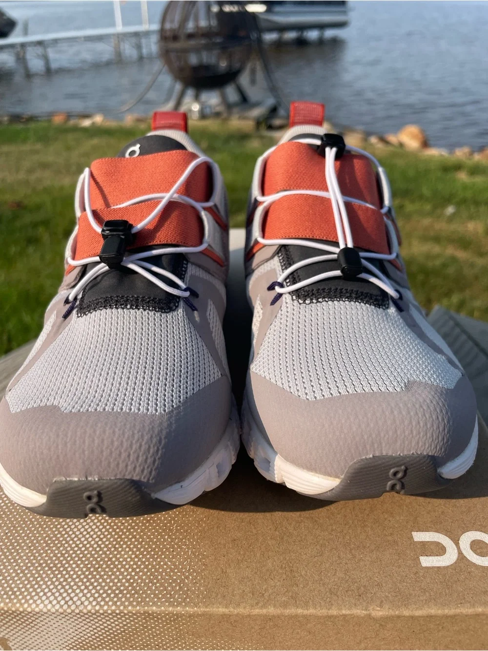 On Cloud Nexus Women’s Athletic Shoes in Light Gray with Rust Accents - NIB